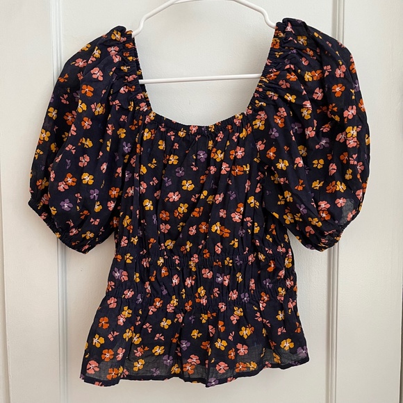 Madewell | Smocked-Waist Crop Top in Aloha Floral - Picture 2 of 8